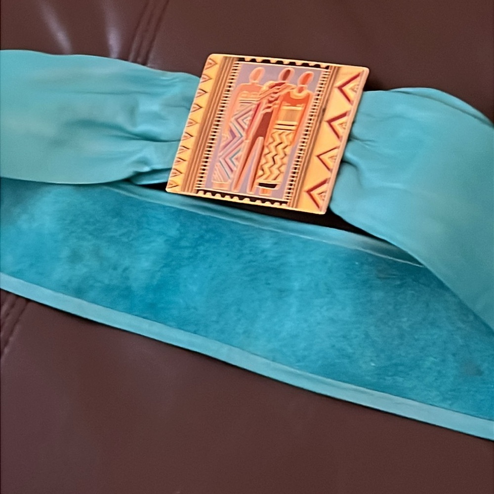 Laurel Burch “Tribal Spirit” Belt and Buckle Turquoise LeatherAt a Size 32 Waist